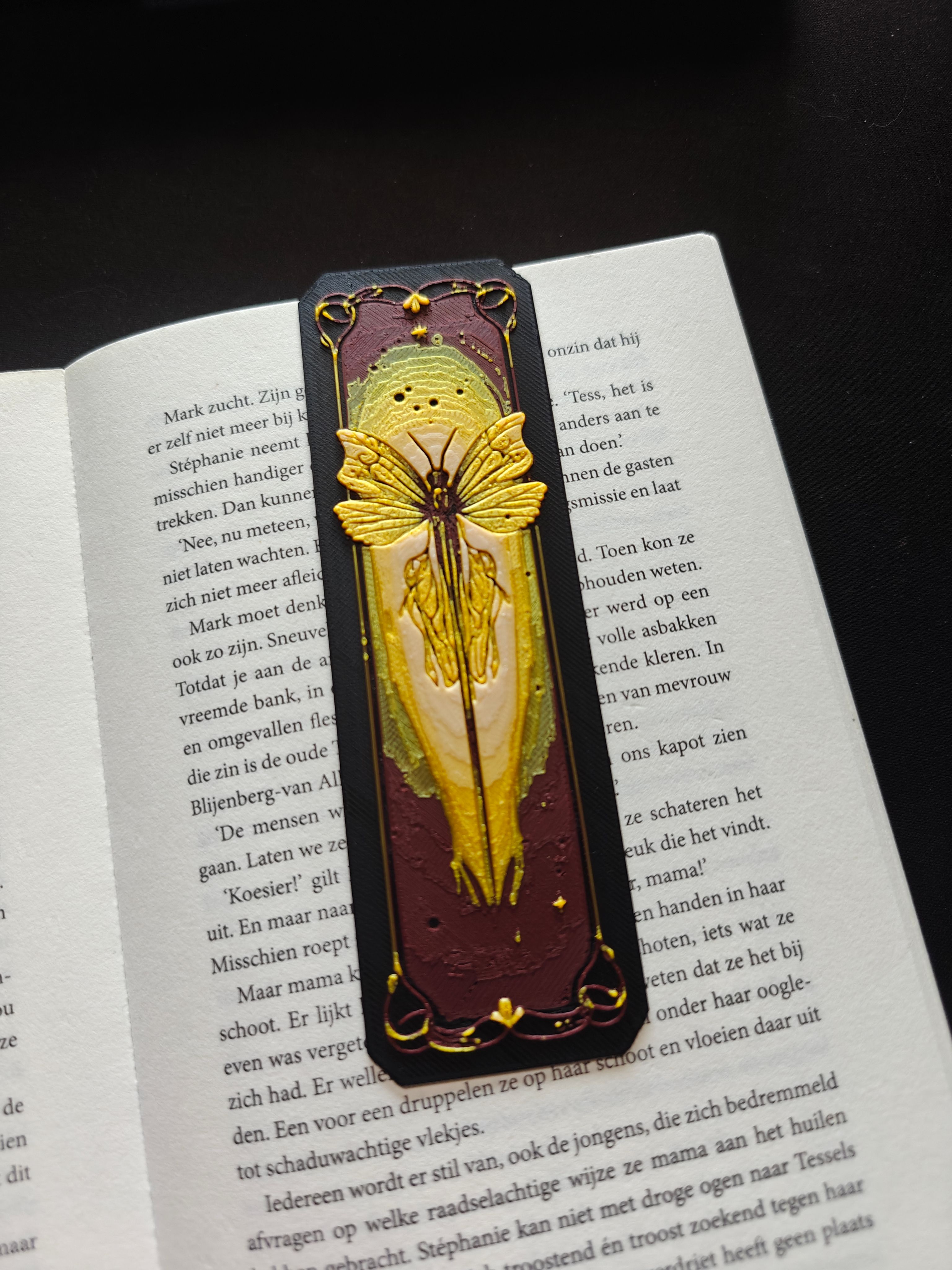 Bookmark - Butterfly - (Ruby Red-Gold) - r3qd7z