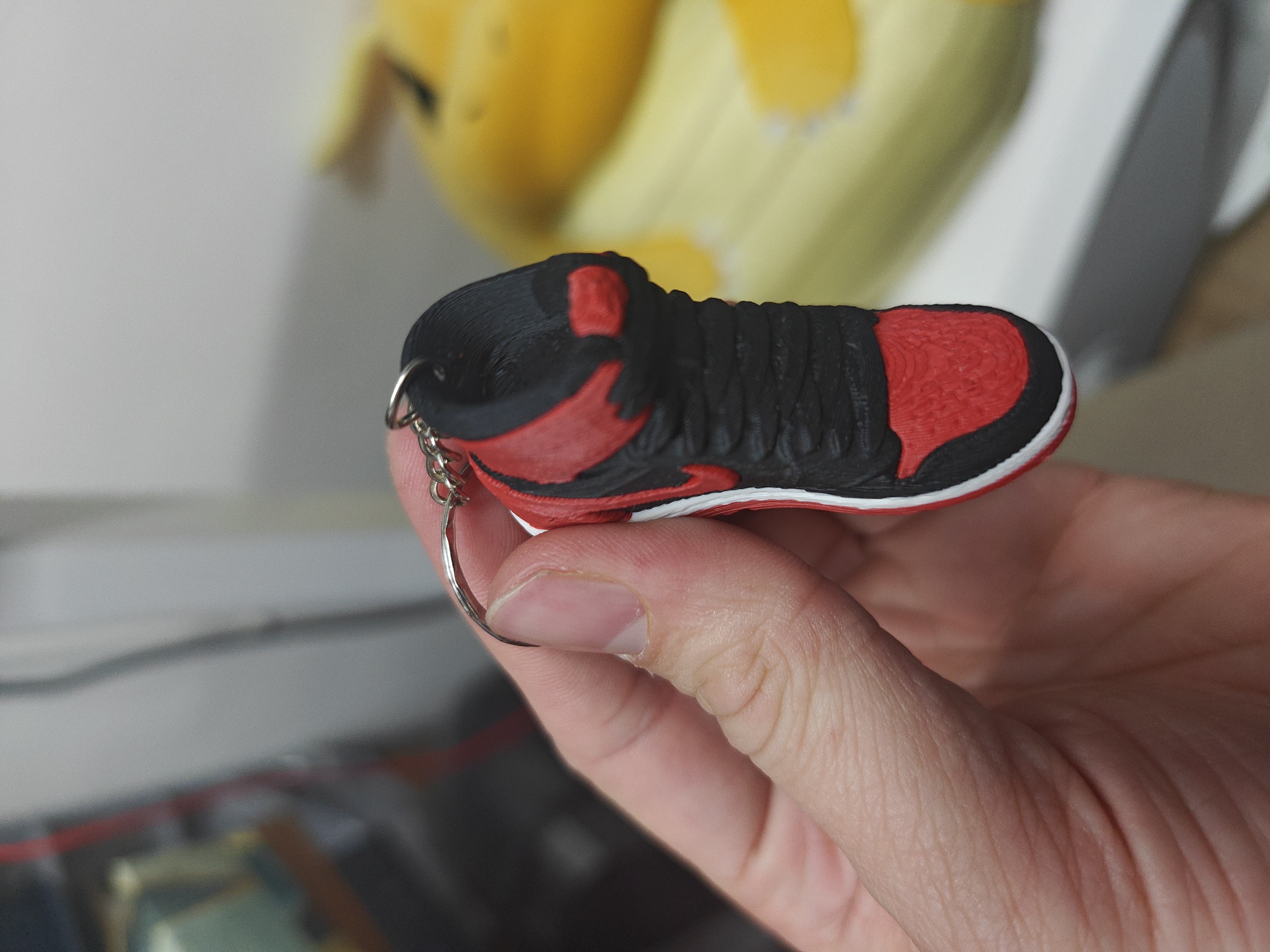 Keychain - Schoen - (Black-Red-White) - R3A5L7 - 2026-01-18-20-22-08-120.jpg