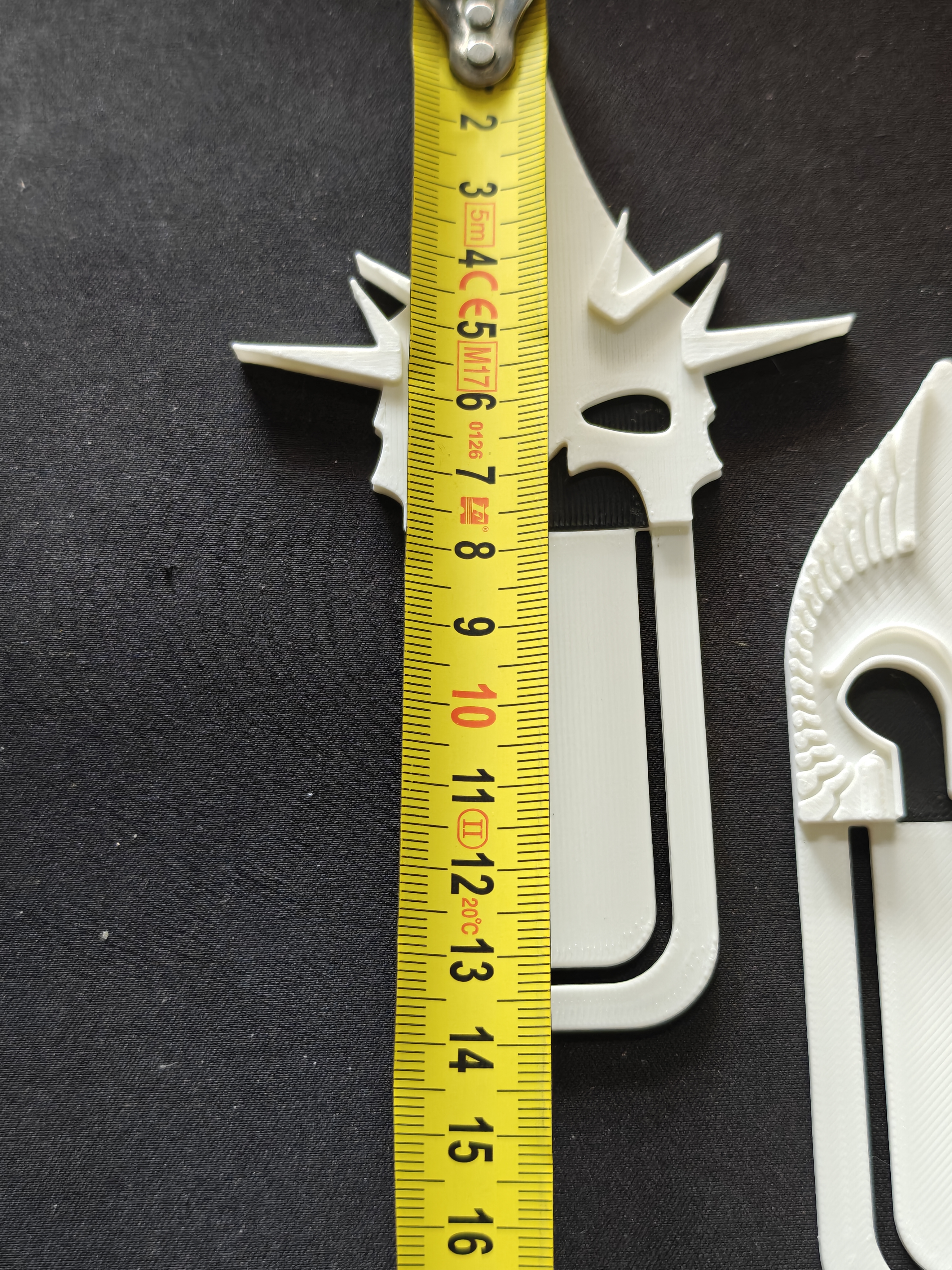 Set of 3 bookmarks - LOTR Helmets - (Matte White) - r7g9q2 - IMG20250627162241.jpg