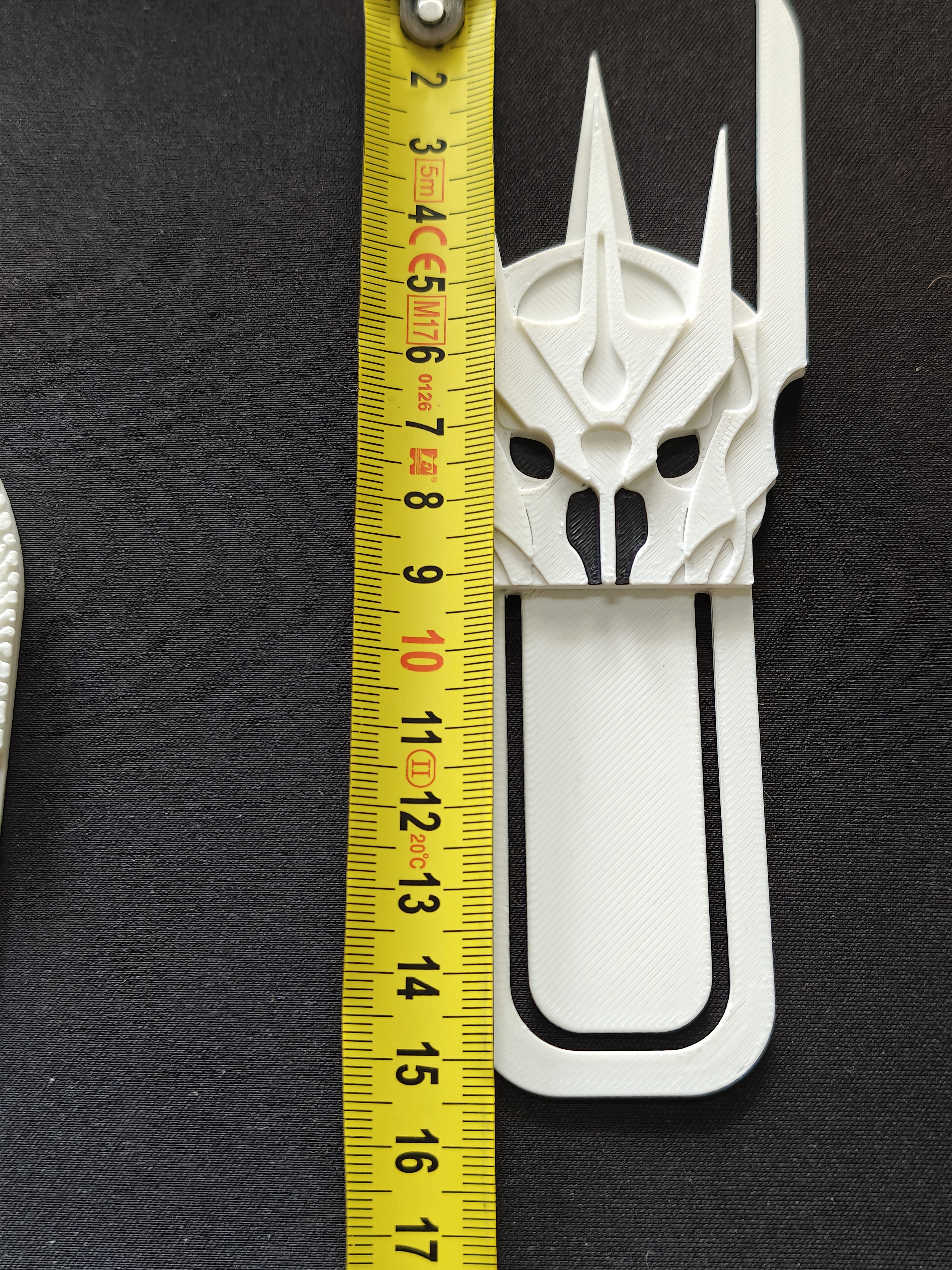 Set of 3 bookmarks - LOTR Helmets - (Matte White) - r7g9q2 - IMG20250627162249.jpg