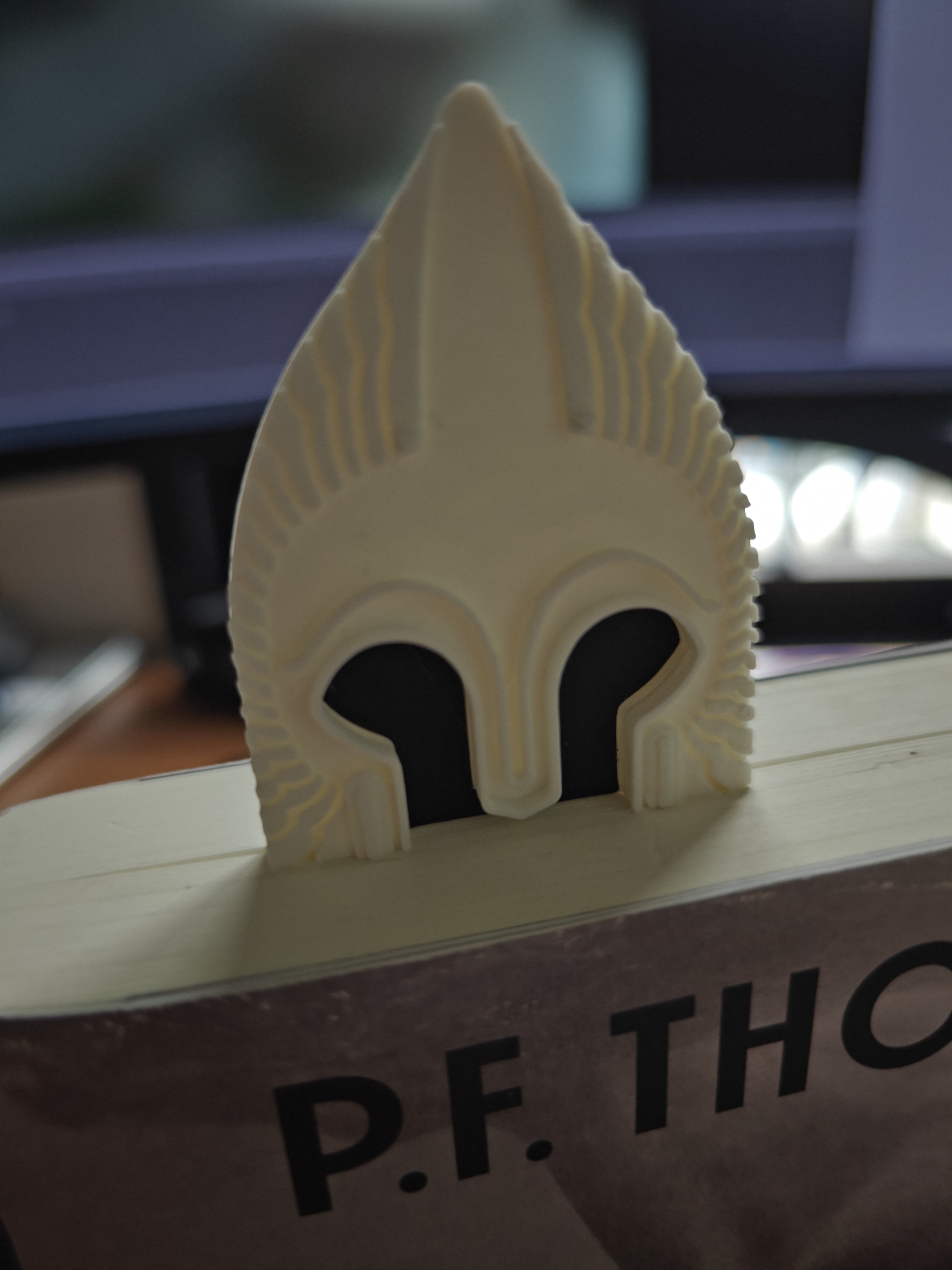 Set of 3 bookmarks - LOTR Helmets - (Matte White) - r7g9q2 - IMG20250627162650.jpg