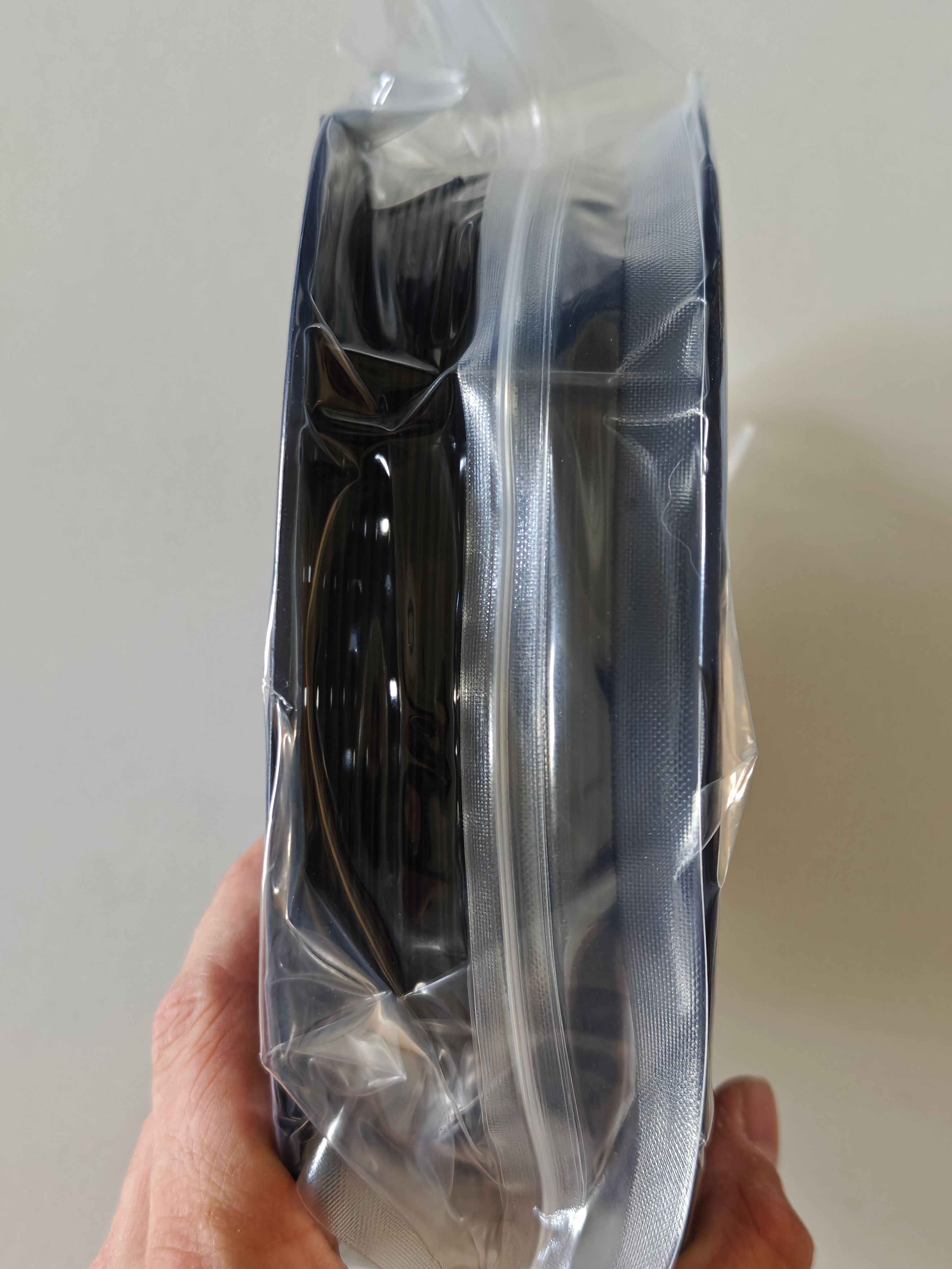 Sunlu + black filament 1kg - IMG20250718104007.jpg