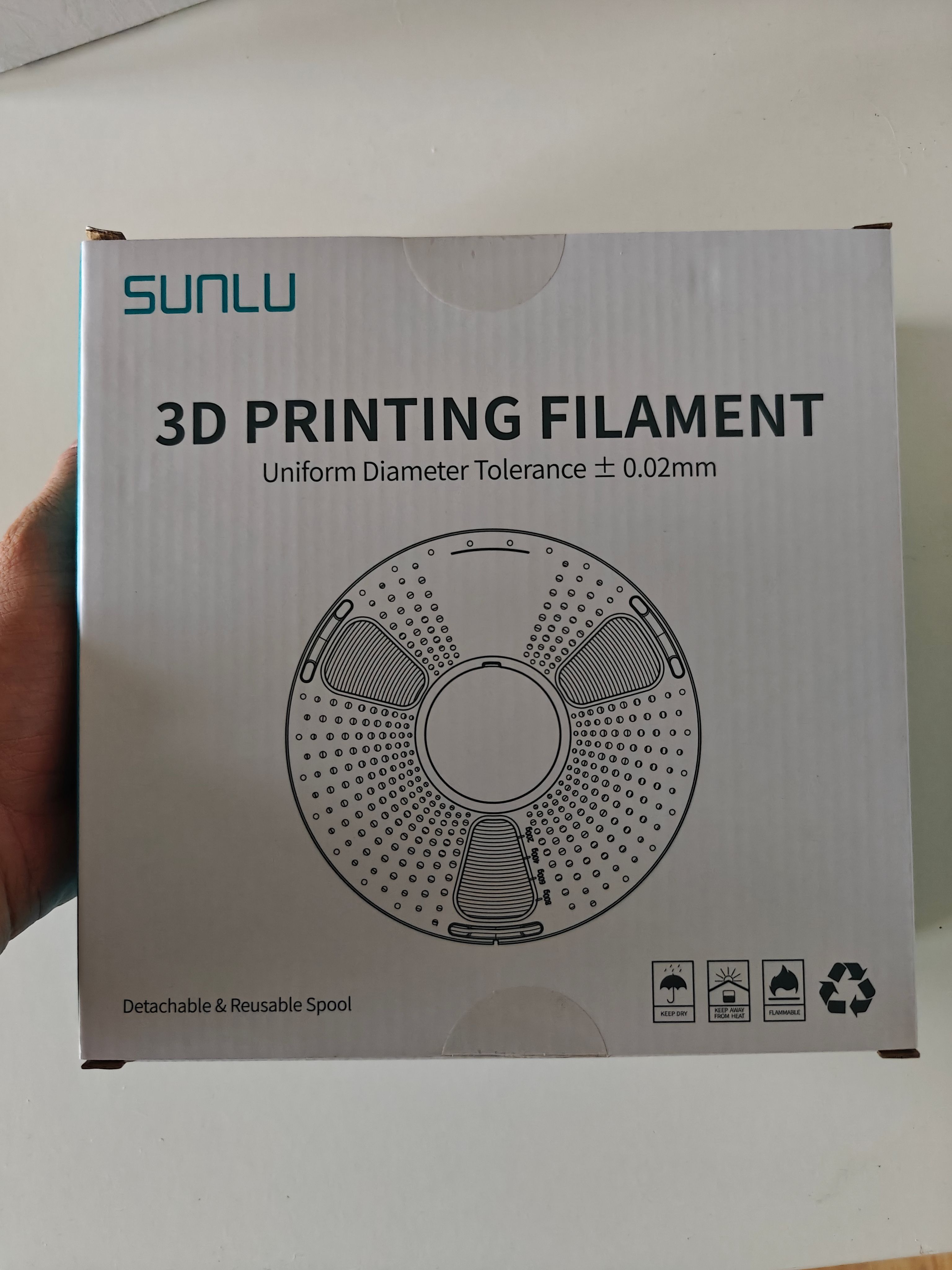 Sunlu + white filament 1kg - IMG20250718102453.jpg